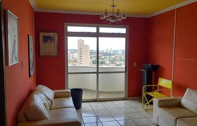 Imagem: O apartamento possui 3 Dormitórios, 2 Banheiros, 2 Vagas na