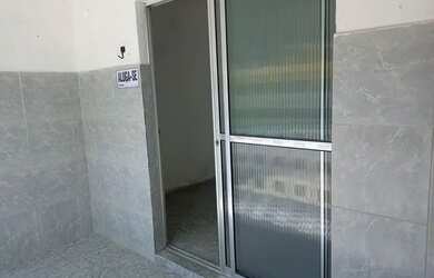 Imagem: A casa possui 2 Dormitórios, 1 Banheiro e está localizado