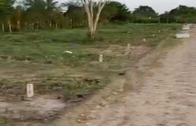 Imagem: O terreno possui 140m² de Área e está localizado em Papagaio