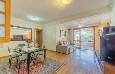 Imagem: O apartamento possui 3 Dormitórios, 2 Banheiros, 2 Vagas na