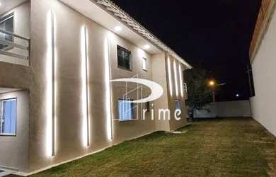 Imagem: A casa possui 4 Dormitórios, 5 Banheiros, 5 Vagas na garagem