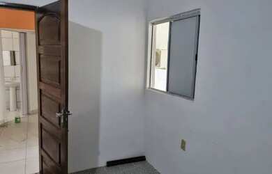 Imagem: A casa possui 2 Dormitórios, 4 Banheiros e está localizado