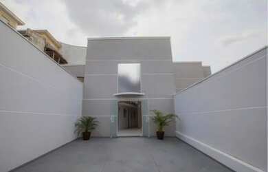 Imagem: A casa possui 1 Dormitório, 1 Banheiro, 35m² de Área e está