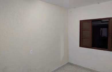 Imagem: O terreno possui 240m² de Área e está localizado em Parque