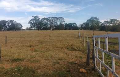 Imagem 2: Chácara de 3 alq. Em Nazário Go. 1.400.000 pega apto em Goiania