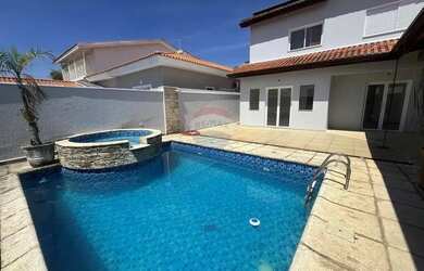 Imagem: A casa em condomínio possui 3 Dormitórios, 4 Banheiros, 4