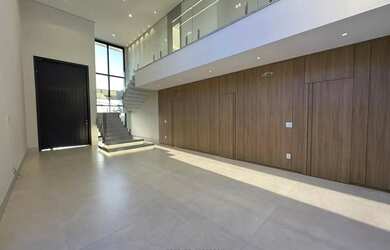 Imagem 14: Sobrado com 3 pisos, 4 suítes, ambientes amplos, e uma localização...