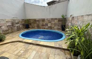Imagem 10: Casa no Vila Bretas. Piscina, Churrasqueira, Imóvel mobiliadoeAr-condicionado