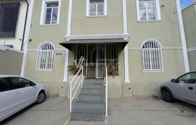 Imagem: A casa possui 5 Dormitórios, 4 Banheiros, 5 Vagas na garagem