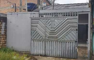 Imagem: A casa possui 2 Dormitórios, 2 Banheiros, 1 Vaga na garagem