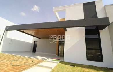 Imagem: A casa em condomínio possui 3 Dormitórios, 3 Banheiros, 2