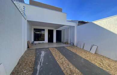 Imagem 1: VENDE-SE CASA POR R$ 360.000,00