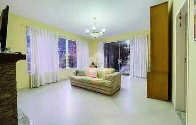 Imagem 6: Casa para venda com 3 quartos, 140m² - Castelanea - Petrópolis/RJ