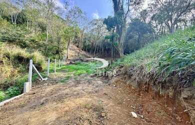 Imagem: O terreno possui 3000m² de Área e está localizado em Itaipu
