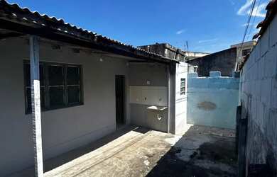 Imagem: A casa possui 2 Dormitórios, 1 Banheiro e 50m² de Área e