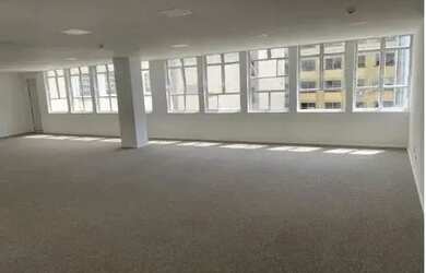 Imagem: O depósito possui 123m² de Área e está localizado em República