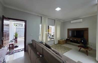 Imagem 3: Casa - 130 m² - 03 Quartos sendo 02 Suítes Plenas - Plano Diretor Sul