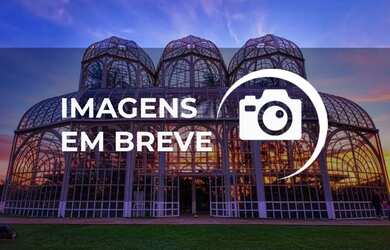 Imagem: O apartamento possui 3 Dormitórios, 1 Banheiro, 1 Vaga na garagem