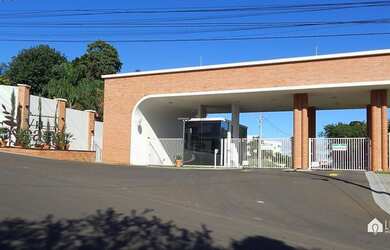 Imagem: O terreno possui 437m² de Área e está localizado em Colônia