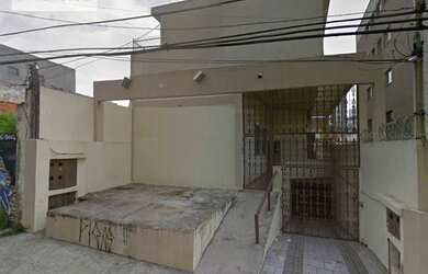 Imagem: O depósito possui 5 Vagas na garagem, 800m² de Área e está