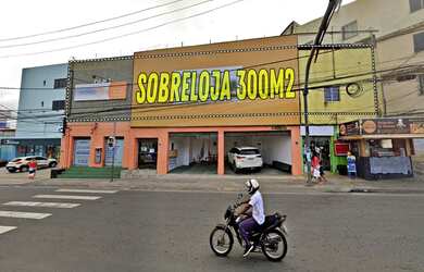 Imagem: O depósito possui 300m² de Área e está localizado em Itapuã