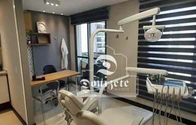 Imagem: O depósito possui 1 Vaga na garagem, 37m² de Área e está