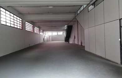 Imagem 3: Galpão em Alphaville tamb. alam Araguaia 903m. Térreo 354m. Dep. 195m....