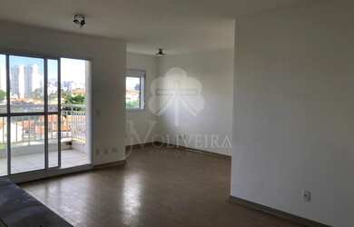 Imagem: O apartamento possui 2 Dormitórios, 1 Banheiro, 2 Vagas na