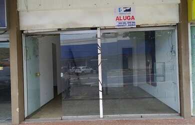 Imagem: O depósito possui 5 Vagas na garagem, 42m² de Área e está