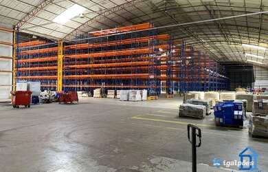 Imagem: O depósito possui 10.500m² de Área e está localizado em