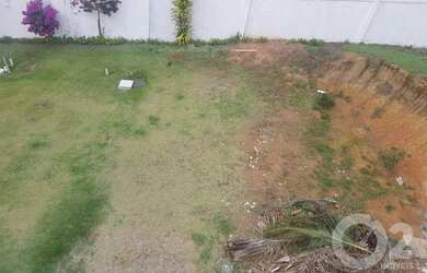 Imagem: O terreno possui 380m² de Área e está localizado em Cancela