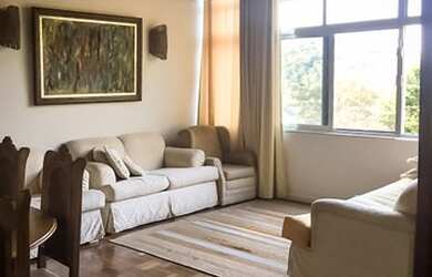 Imagem: O apartamento possui 2 Dormitórios, 2 Banheiros, 1 Vaga na