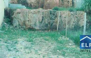 Imagem: O terreno possui 135m² de Área e está localizado em Parque