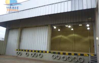 Imagem: O depósito possui 4 Vagas na garagem e 500m² de Área e está