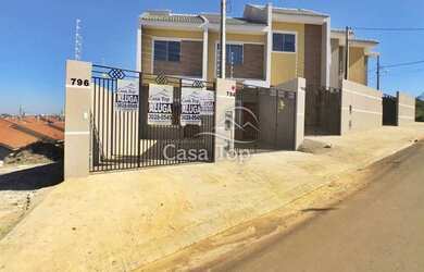 Imagem: A casa possui 2 Dormitórios, 1 Banheiro, 1 Vaga na garagem