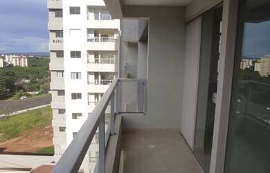 Imagem: O apartamento possui 1 Dormitório, 1 Banheiro, 1 Vaga na garagem