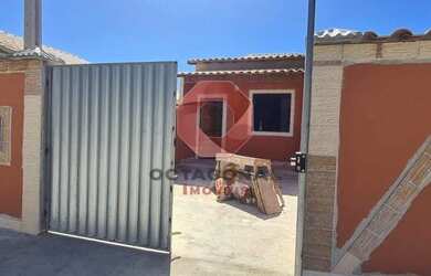 Imagem: A casa possui 2 Dormitórios, 1 Banheiro, 1 Vaga na garagem