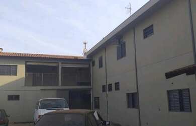 Imagem: A casa possui 5 Dormitórios, 5 Banheiros, 5 Vagas na garagem