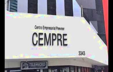 Imagem: O depósito possui 1 Vaga na garagem, 37m² de Área e está