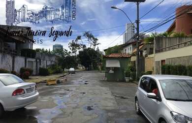 Imagem: A casa possui 5 Dormitórios, 5 Banheiros, 4 Vagas na garagem