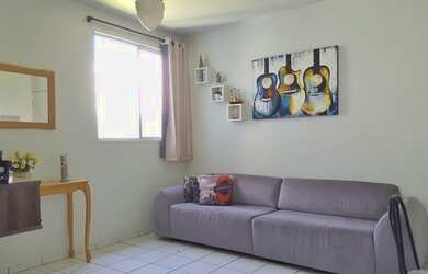 Imagem: O apartamento possui 2 Dormitórios, 1 Banheiro, 1 Vaga na garagem