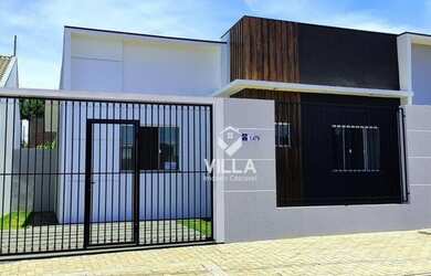 Imagem: A casa possui 2 Dormitórios, 2 Banheiros, 2 Vagas na garagem