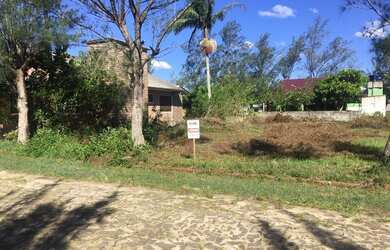 Imagem: O terreno possui 300m² de Área e está localizado em Balneário
