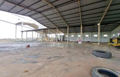 Imagem: O depósito possui 3.200m² de Área e está localizado em