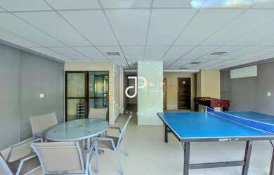 Imagem: O apartamento possui 2 Dormitórios, 3 Banheiros, 1 Vaga na