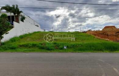 Imagem 2: Belo terreno á venda mata nativa de preservação em frente, no Condomínio Xapada em Itu/SP