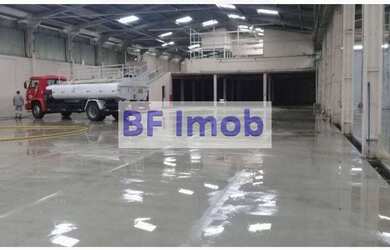 Imagem 13: GALPAO/ DEPOSITO/ ARMAZEM em zona de uso comercial/industrial ZUPI