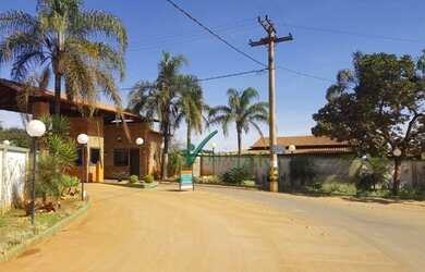 Imagem: O terreno possui 1.088m² de Área e está localizado em Jaboticatubas