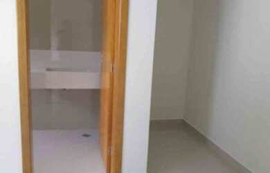 Imagem 8: Oportunidade. Piscina, Churrasqueira, 250m² de Áreae5 Banheiros