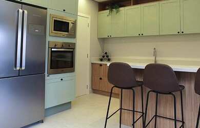 Imagem: O apartamento possui 2 Dormitórios, 2 Banheiros, 2 Vagas na